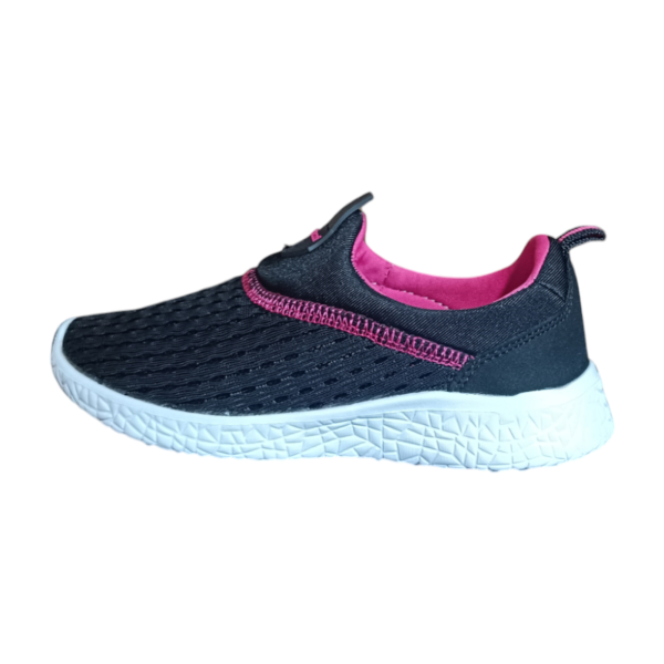 Zapatillas Niña Slip On Verazzi Color Negro - Imagen 2
